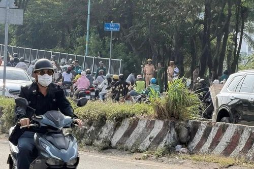 TPHCM: Tai nạn giao thông nghiêm trọng dưới chân cầu, một cụ già tử vong