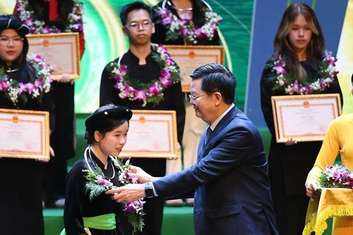 Lễ Tuyên dương học sinh, sinh viên, thanh niên DTTS xuất sắc, tiêu biểu 2025