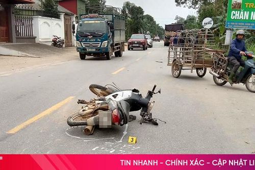 Người đàn ông đi xe máy tử vong sau va chạm với xe đầu kéo