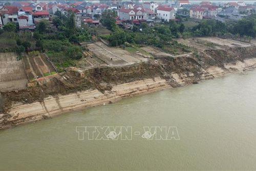 Phú Thọ công bố tình huống khẩn cấp về thiên tai tuyến đê hữu sông Lô
