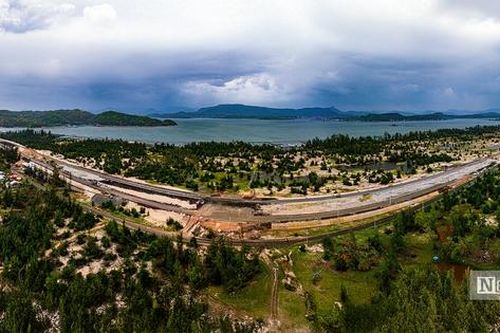 Chùm ảnh: Khơi thông mặt bằng, đẩy nhanh tiến độ đường ven biển Đông Đắk Lắk