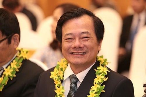 Chân dung Anh hùng Lao động, bác sĩ Tạ Văn Trầm