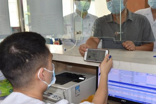 Kiến nghị khám chữa bệnh trái tuyến vẫn được hưởng 100% bảo hiểm y tế