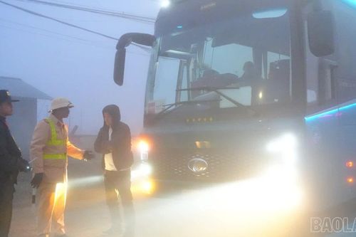 Cảnh báo an toàn giao thông tuyến đường lên Sa Pa