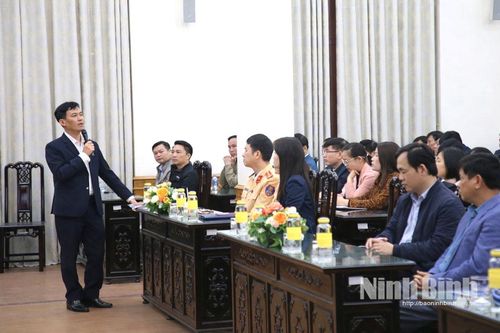 Tập huấn nghiệp vụ cho công chức, viên chức tại Trung tâm Phục vụ hành chính công các cấp