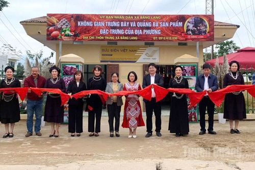 Bằng Lang ra mắt sản phẩm du lịch 'Mùa đông Khun'