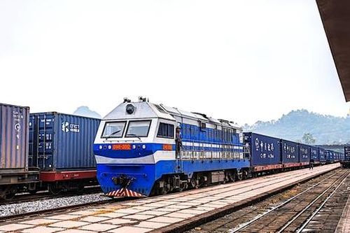 Hàng hóa qua cửa khẩu đường sắt Việt - Trung tăng trưởng vượt bậc