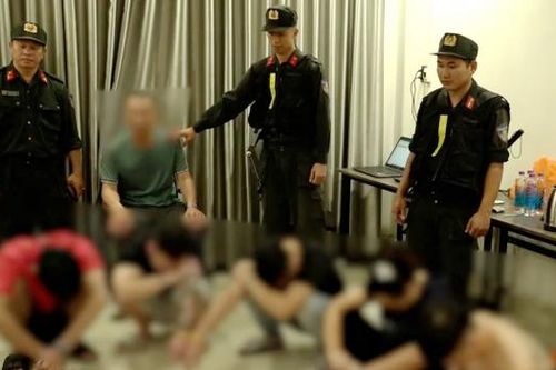 Bắt quả tang 5 tụ điểm đánh bạc trực tuyến liên quan hàng chục người nước ngoài
