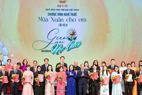 Chương trình 'Mùa xuân cho em' lần thứ 19 tiếp nhận hơn 116 tỷ đồng giúp trẻ có hoàn cảnh đặc biệt, khó khăn