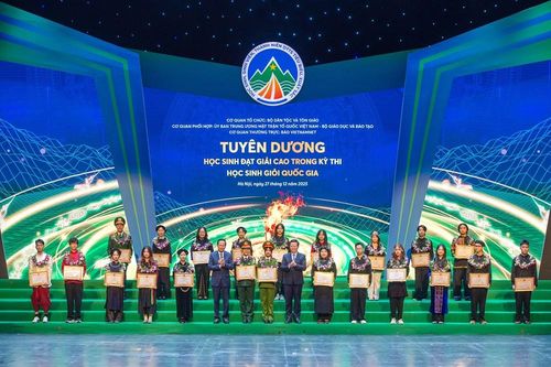 Vinh danh 150 học sinh, sinh viên, thanh niên dân tộc thiểu số xuất sắc, tiêu biểu năm 2025