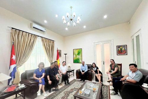 Phát sóng loạt phim tài liệu kỷ niệm 65 năm quan hệ Việt Nam - Cuba