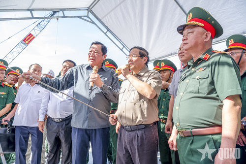 Thủ tướng Phạm Minh Chính yêu cầu tháo gỡ ngay vướng mắc vật liệu, bảo đảm tiến độ các công trình giao thông chiến lược tại Cà Mau