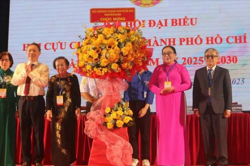 TPHCM: Phát huy tinh thần nêu gương và trách nhiệm của đội ngũ cựu giáo chức