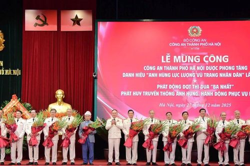 Công an Hà Nội nhận danh hiệu Anh hùng lực lượng vũ trang Nhân dân lần thứ IV