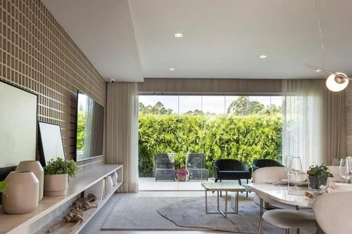 Ngôi nhà 200m2 với lưới gỗ truyền thống tạo dấu ấn riêng