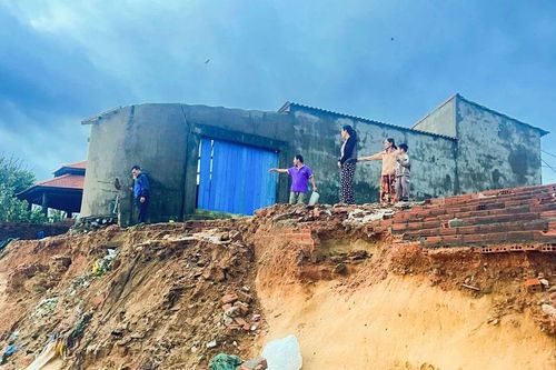 Triều cường uy hiếp làng biển, Gia Lai chi 95 tỷ đồng