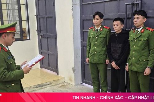 Khởi tố đối tượng tàng trữ trái phép chất ma túy