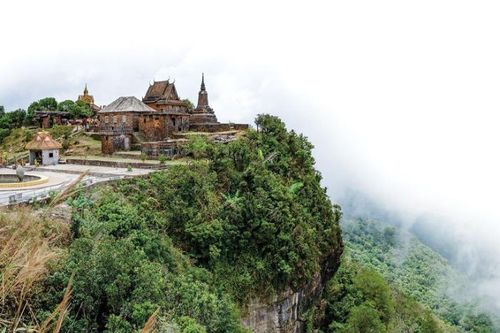 Rêu đỏ ngày trước, ở Bokor