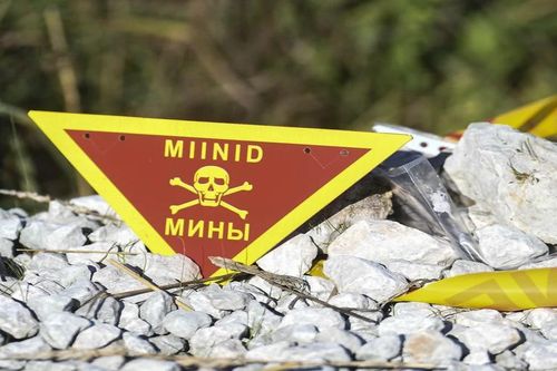 Latvia, Estonia và Lithuania rút khỏi Công ước cấm mìn sát thương