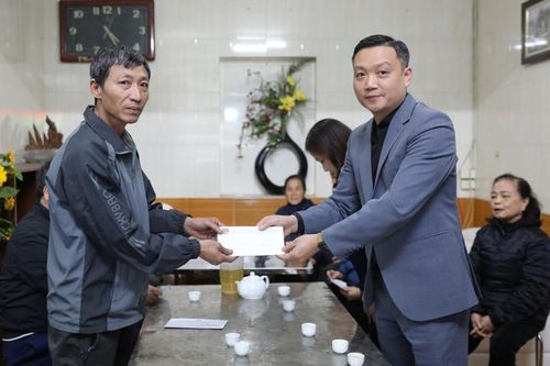 Các tổ chức, đoàn thể thăm hỏi, động viên gia đình nạn nhân vụ tai nạn giao thông tại Lào Cai