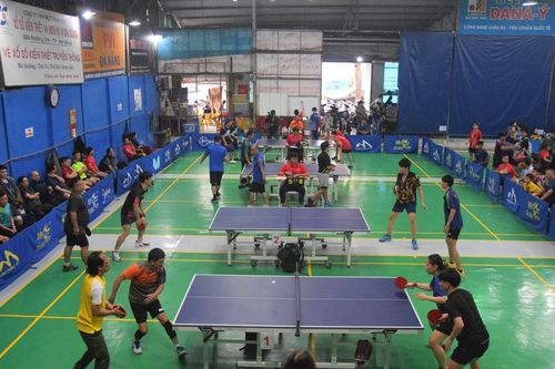Hơn 150 tay vợt dự Giải bóng bàn đồng đội - đôi các câu lạc bộ Đà Nẵng