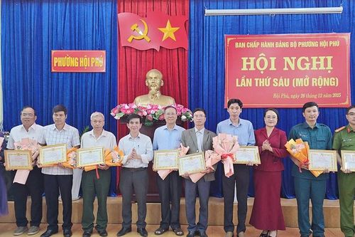 Đảng bộ phường Hội Phú hoàn thành 20/21 chỉ tiêu năm 2025