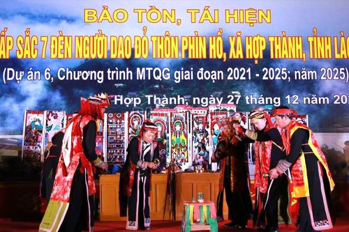 Xã Hợp Thành tái hiện lễ cấp sắc 7 đèn của người Dao đỏ
