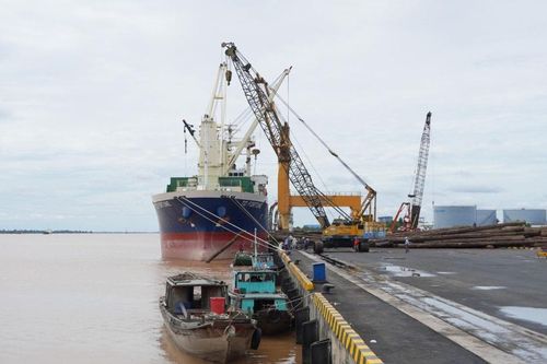 Cảng biển Cần Thơ đối mặt nhiều điểm nghẽn hạ tầng và logistics