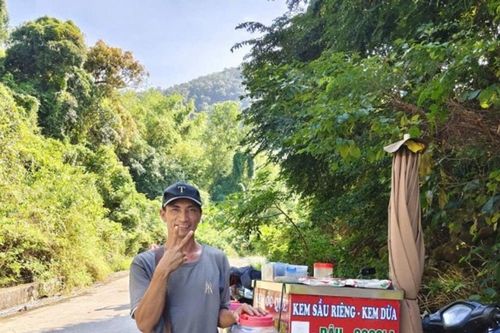 Hòn Sơn: Gặp gỡ anh bán kem dạo kiêm quay phim đầy điệu nghệ