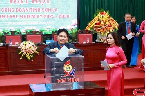 Phiên thứ nhất Đại hội Công đoàn tỉnh Sơn La lần thứ XVI, nhiệm kỳ 2025-2030