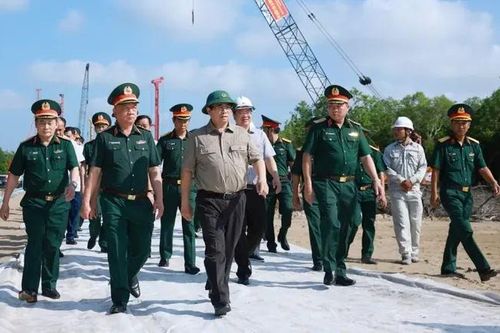 Thủ tướng kiểm tra, đôn đốc dự án chiến lược tại Cà Mau