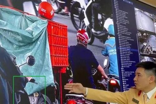 Hà Nội: Camera AI phát hiện hàng loạt trường hợp che biển số, dùng điện thoại khi lái xe