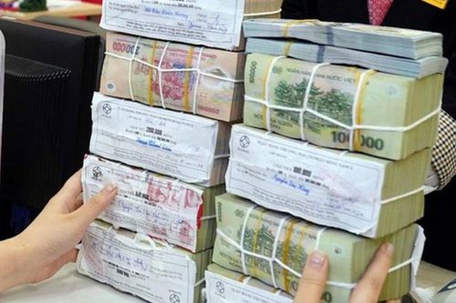 Lãi suất liên ngân hàng tăng, 'kéo' theo áp lực thanh khoản cuối năm, NHNN tiếp tục 'bơm' ròng