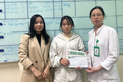 Vòng tay nhân ái hỗ trợ người phụ nữ H' Mông đơn thân vượt khó khăn bệnh tật