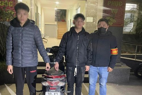 Lực lượng 141 khống chế 2 đối tượng ném vỏ chai bia vào nhà đối thủ do mâu thuẫn