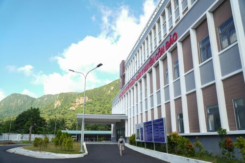 TP.HCM chuyển 13 trung tâm y tế khu vực thành bệnh viện