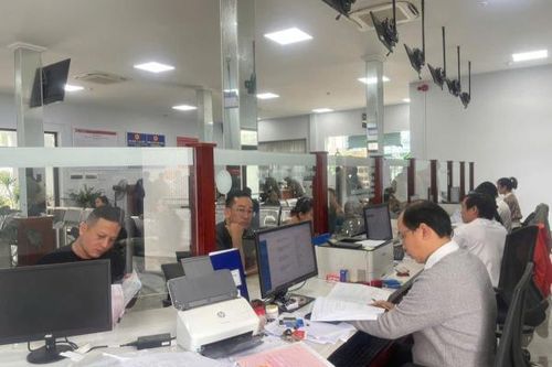 Điểm tựa cho người lao động