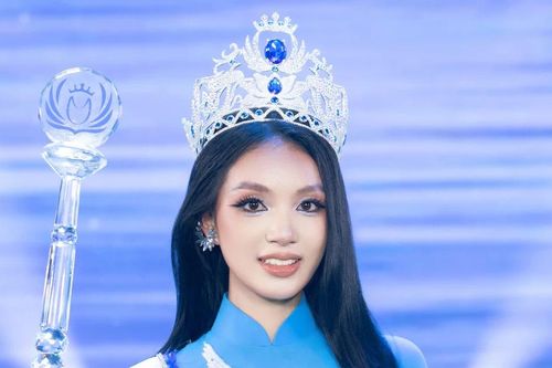 Nhan sắc nữ sinh ngành Ngôn ngữ Trung vừa đăng quang Hoa hậu, muốn dành tiền thưởng thực hiện dự án từ thiện