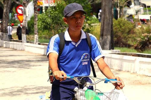 Những học trò không chịu thua số phận