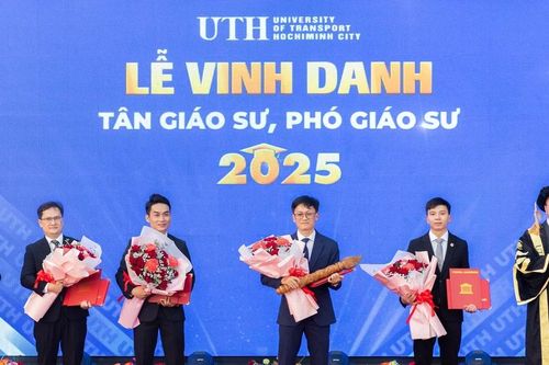 Trường Đại học Giao thông vận tải TPHCM vinh danh hơn 1.000 trí thức