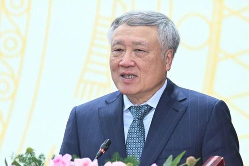 'Nếu không có chính sách tốt, chúng ta sẽ không giữ chân được người tài'
