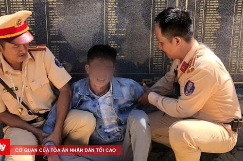 CSGT Tây Ninh bắt đối tượng nghi tàng trữ ma túy khi tuần tra