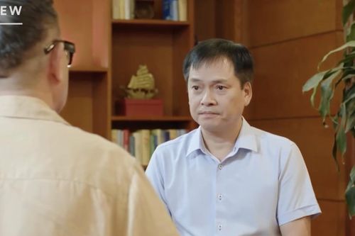 'Lằn ranh' tập 41: Chánh thanh tra báo cáo chủ tịch tỉnh việc vợ mình nhận hối lộ