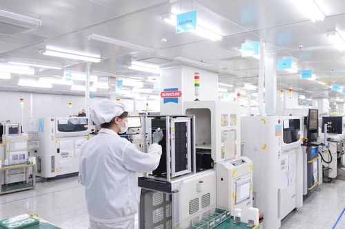 Chuyển đổi số - 'chìa khóa' mở cánh cửa bứt phá cho kinh tế tư nhân Việt Nam