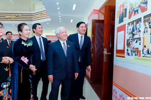 Gặp mặt kỷ niệm 80 năm Ngày Tổng tuyển cử đầu tiên bầu Quốc hội Việt Nam, tổng kết hoạt động Đoàn ĐBQH tỉnh Nghệ An khóa XV