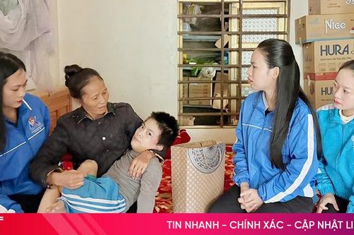Tuổi trẻ Hà Tĩnh trao gần 300 triệu đồng hỗ trợ người dân, đoàn viên khó khăn