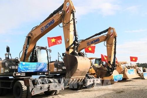 Thu hút du khách từ tiềm năng biển đảo, chiều sâu văn hóa giàu bản sắc
