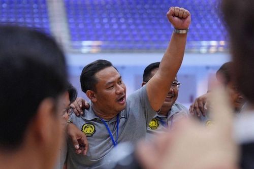 CĐV Malaysia phản ứng mạnh khi Malaysia thắng kịch tính Việt Nam