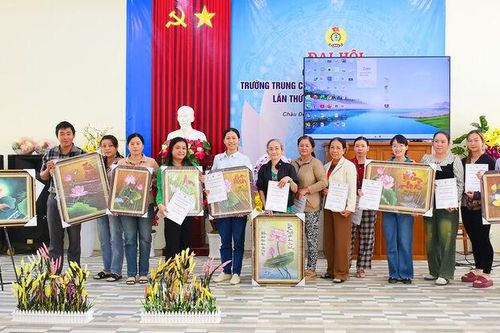 Kinh tế xanh từ cây sen