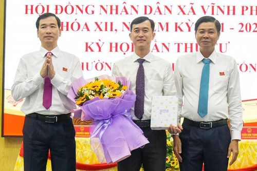 Vĩnh Phong có tân Phó Chủ tịch UBND xã